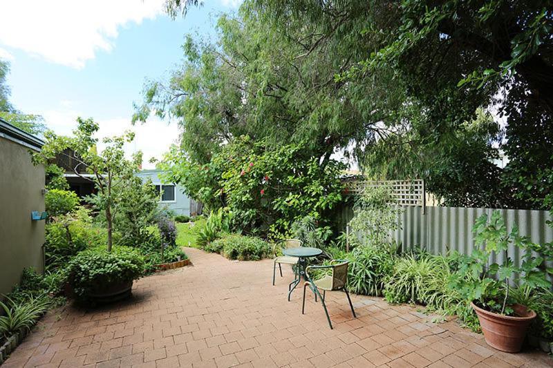 Jacaranda Guest House Busselton Luaran gambar